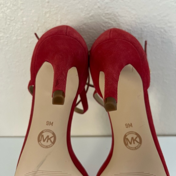 MICHAEL KORS red heels - Picture 6 of 9